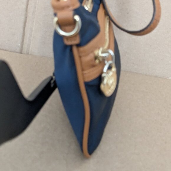 MICHAEL KORS Kempton Nylon Blue Brown Wristlet Pouch Wallet Small Purse . - Picture 5 of 12